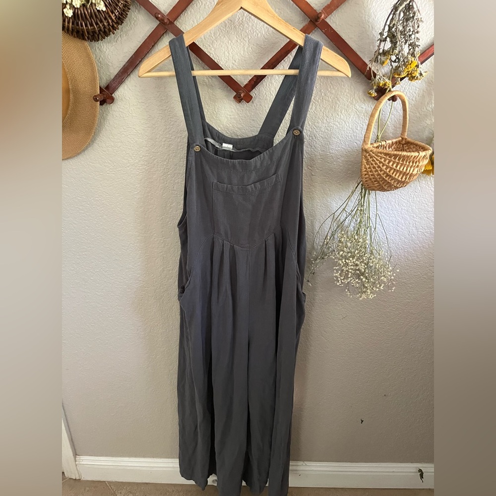 Grey/blue women’s linen look overalls